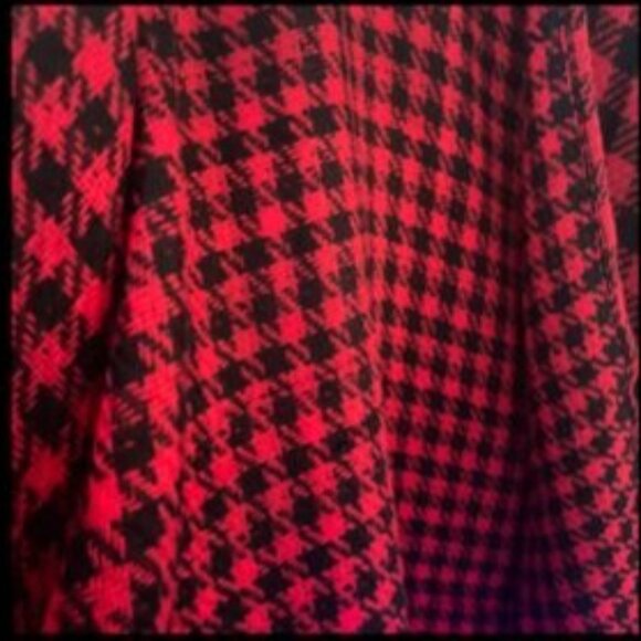 Andree by Unit Red‎ & Black Plaid checkered Fringe shawl Poncho one size acrylic - Picture 5 of 7